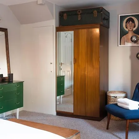 Church House Loft Apartment *
